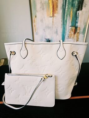 Vintage Tote with Wristlet -
